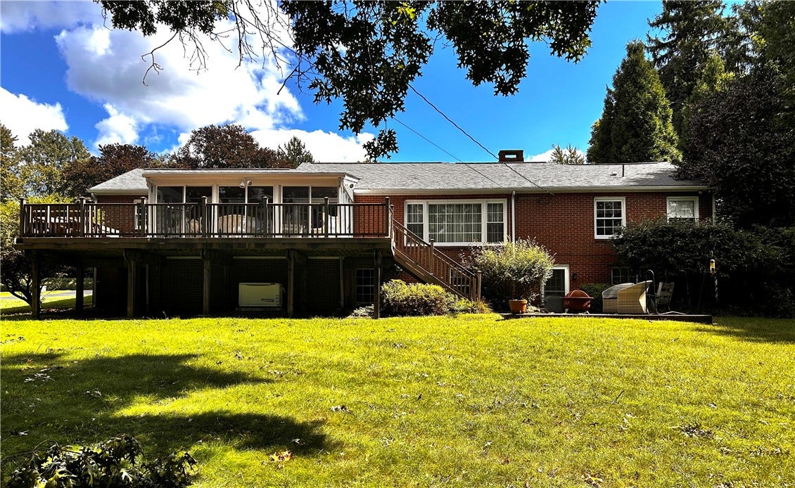 231 Greenridge Rd., Greensburg, PA 15601