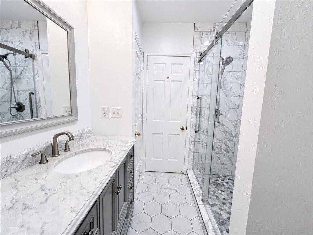 231 Greenridge Rd., Greensburg, PA 15601