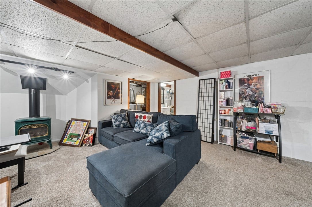 3344 Altherton Dr, Bethel Park, PA 15102