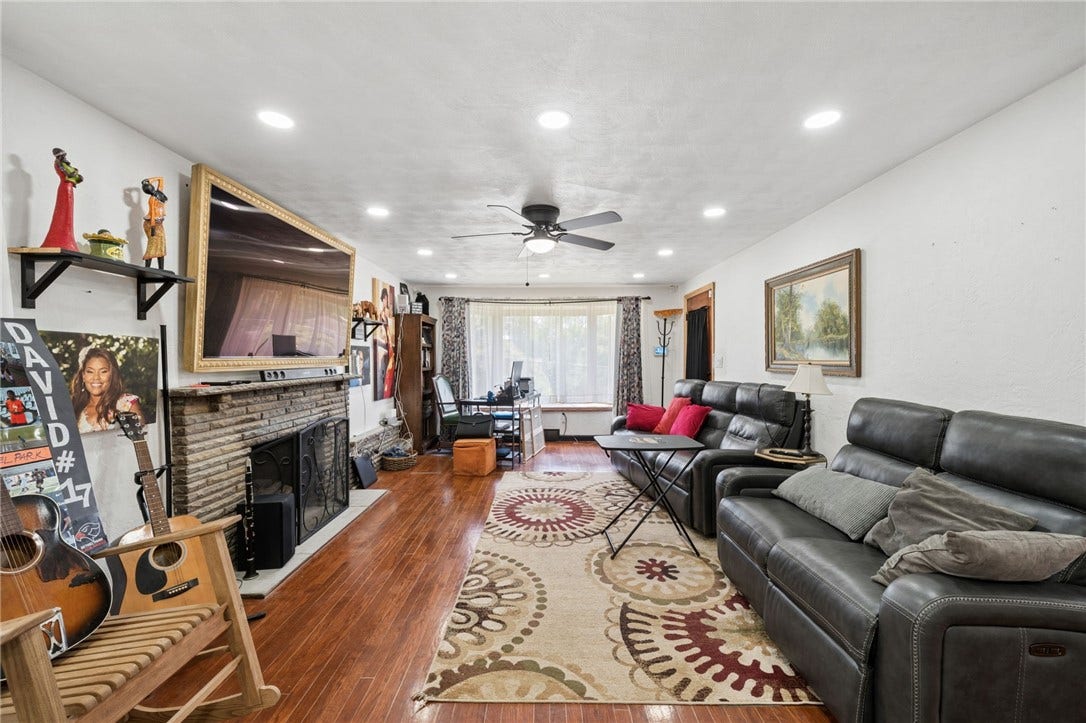 3344 Altherton Dr, Bethel Park, PA 15102