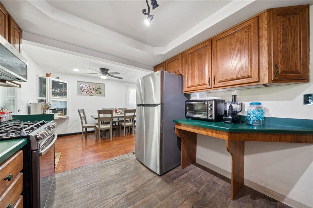 3344 Altherton Dr, Bethel Park, PA 15102