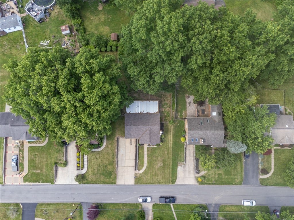 3344 Altherton Dr, Bethel Park, PA 15102