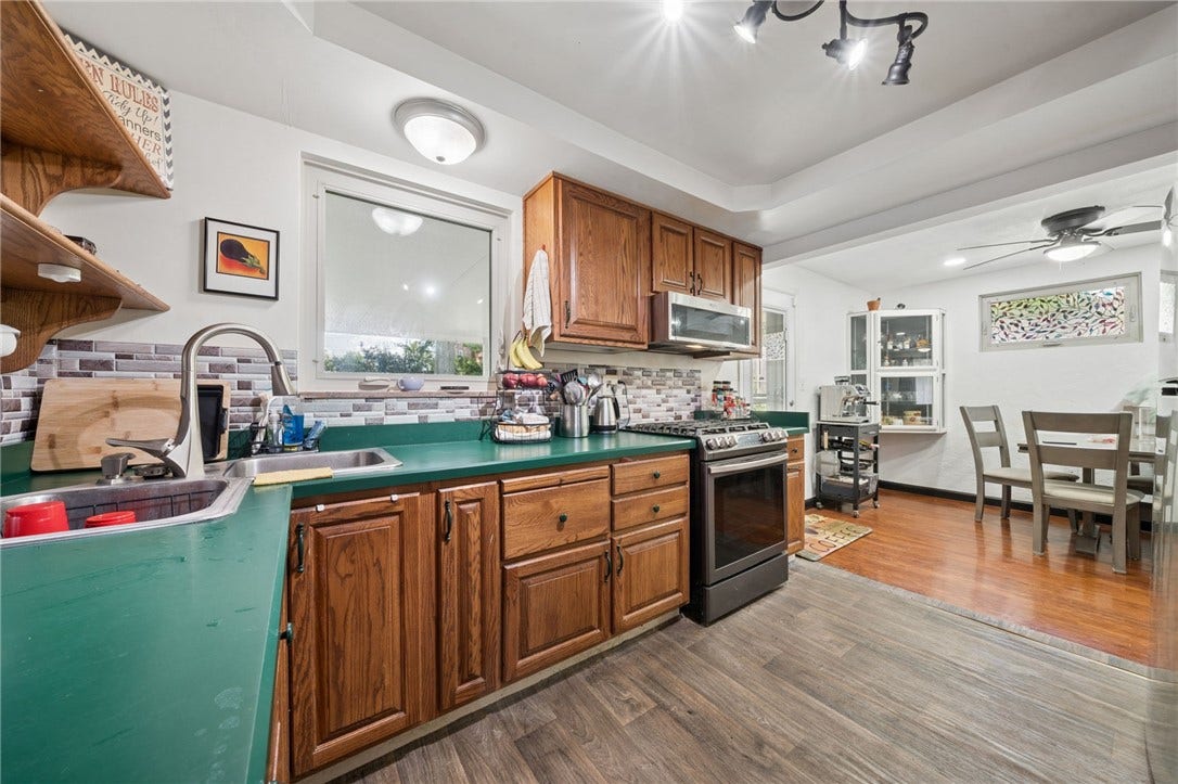 3344 Altherton Dr, Bethel Park, PA 15102