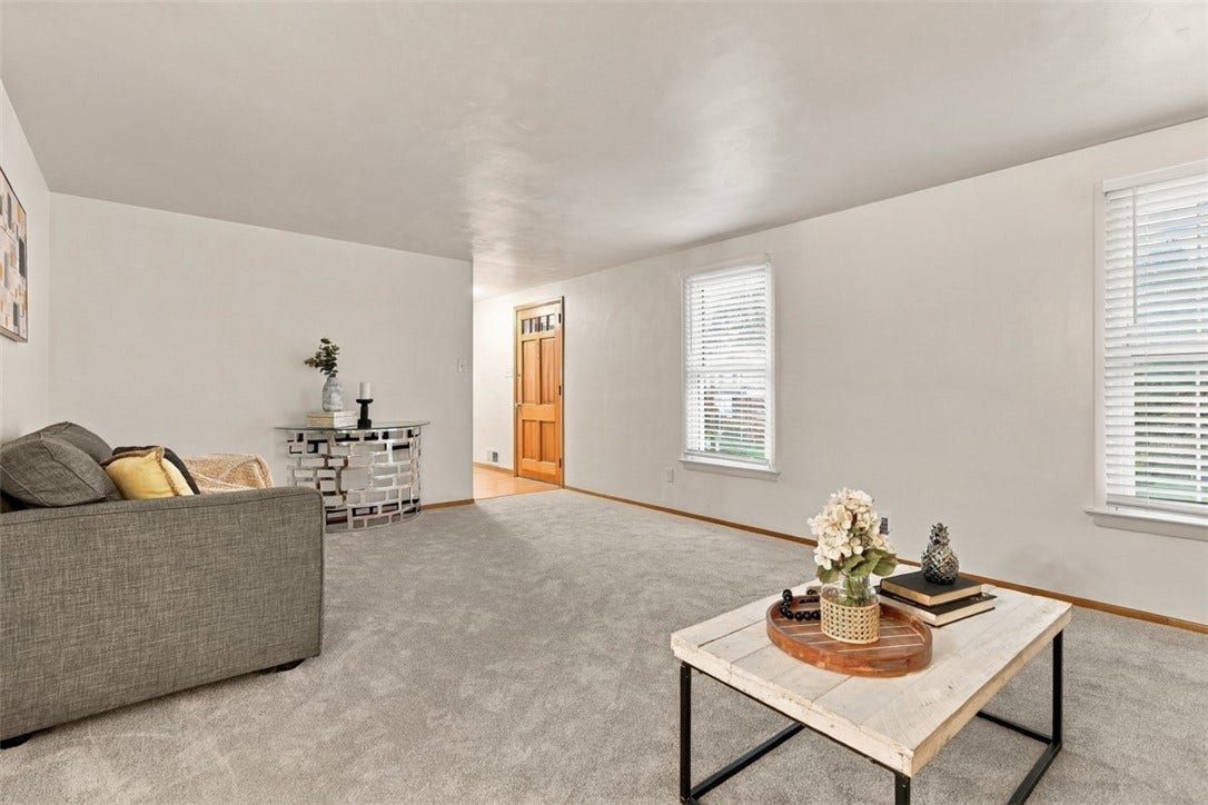 1260 Delfield, Bethel Park, PA 15102