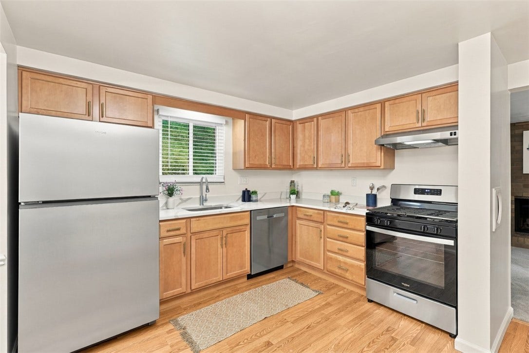 1260 Delfield, Bethel Park, PA 15102