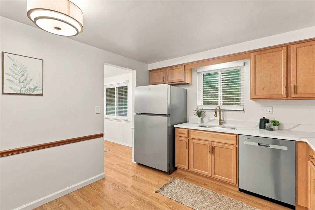 1260 Delfield, Bethel Park, PA 15102