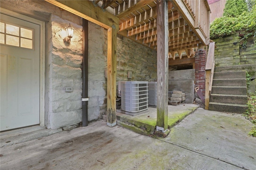 304 Lafayette Ave, Pittsburgh, PA 15214