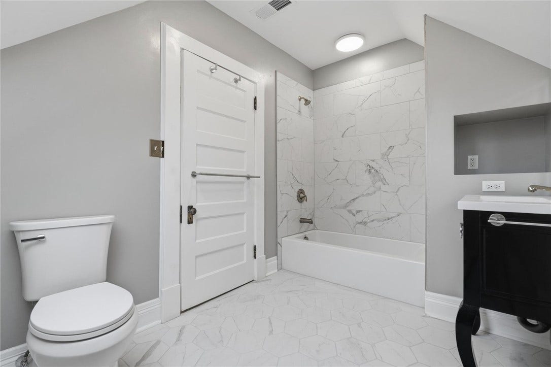 304 Lafayette Ave, Pittsburgh, PA 15214