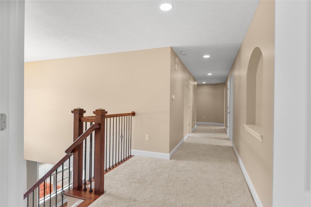 Upstairs landing and hallway