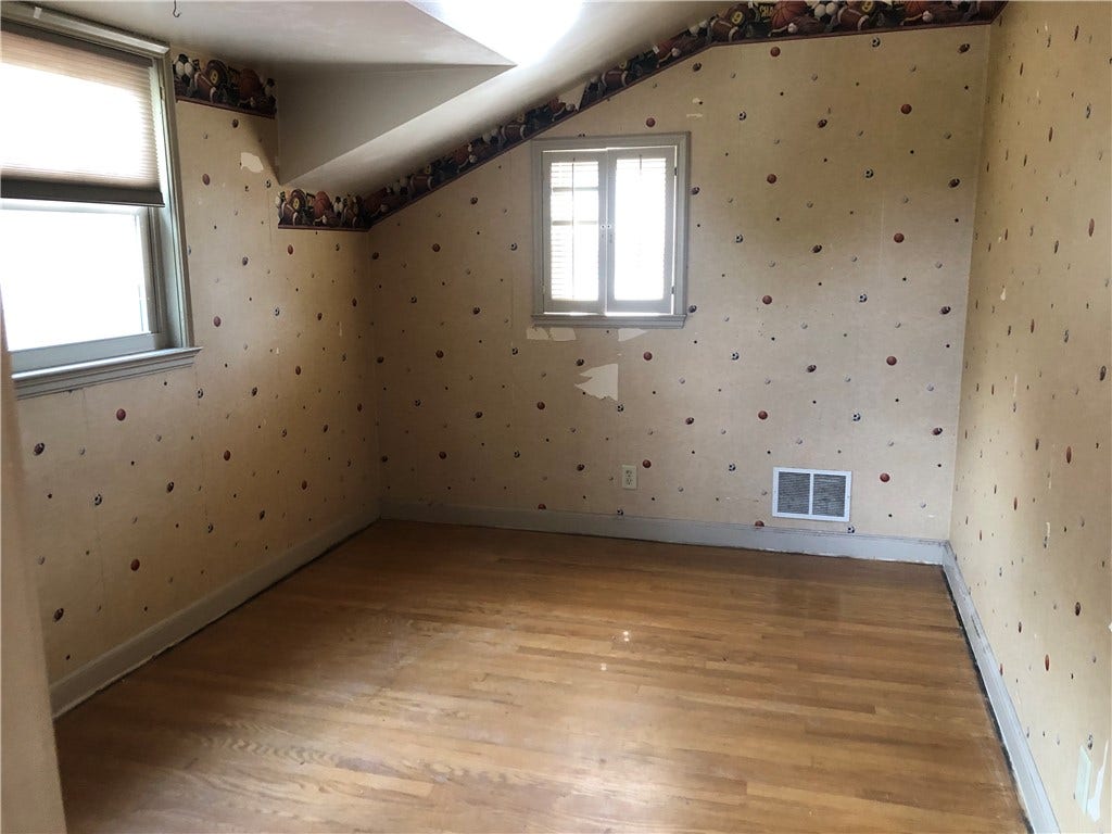 156 STOCKTON AVENUE, Uniontown, PA 15401