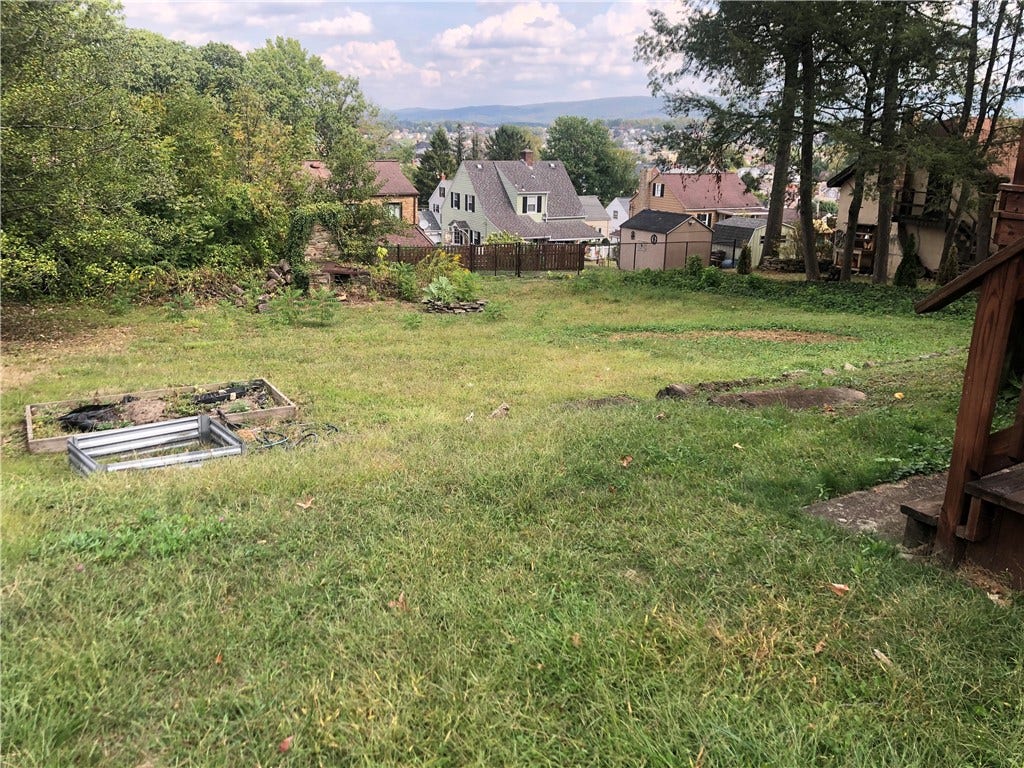 156 STOCKTON AVENUE, Uniontown, PA 15401