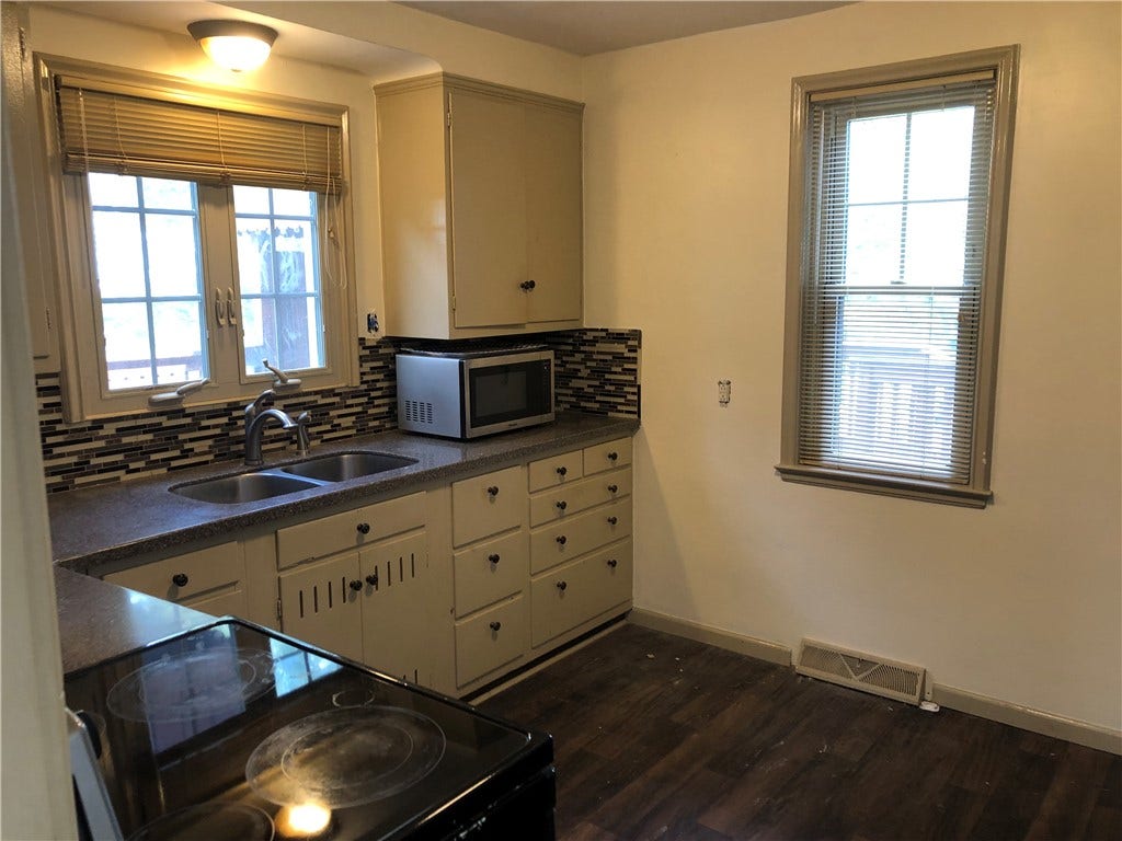 156 STOCKTON AVENUE, Uniontown, PA 15401