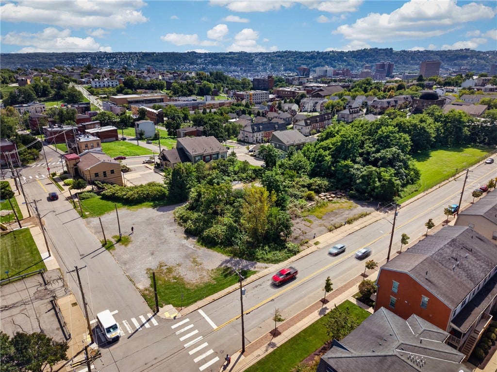 2166 Bedford Ave, Pittsburgh, PA 15219 2166 Bedford Ave, Pittsburgh, PA 15219