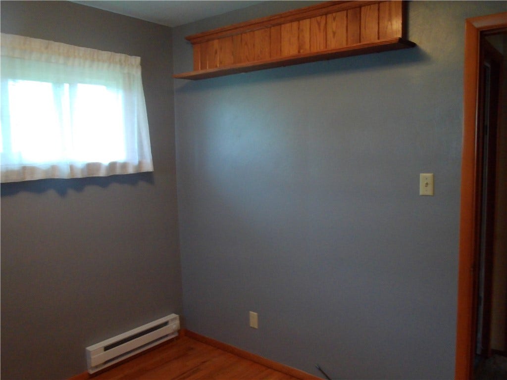 47 Cherry Avenue, Mount Pleasant, PA 15666