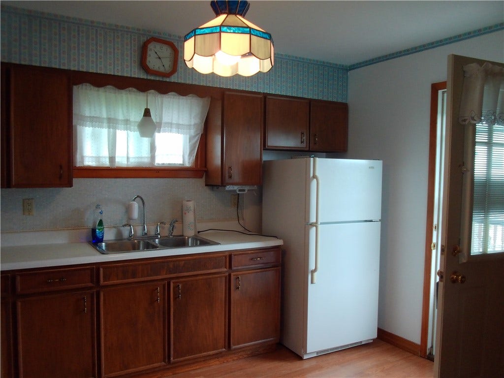 47 Cherry Avenue, Mount Pleasant, PA 15666
