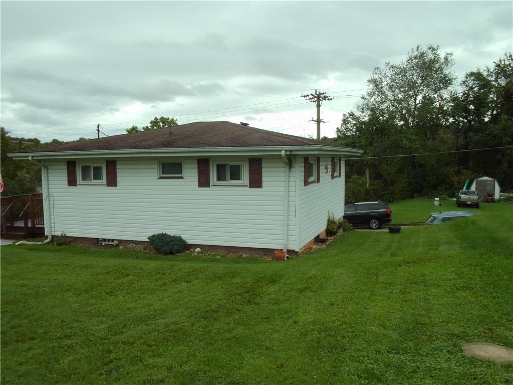 47 Cherry Avenue, Mount Pleasant, PA 15666