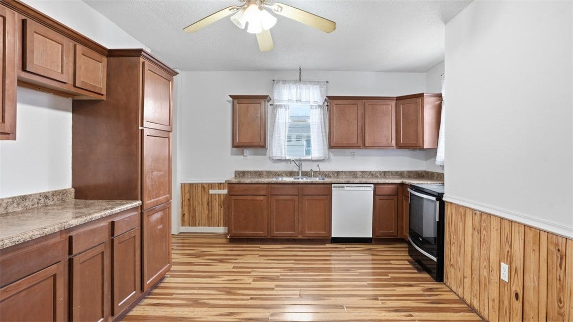 601 Mount Pleasant St, Greensburg, PA 15601