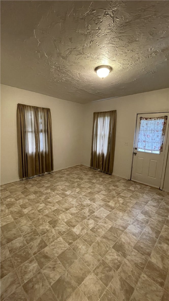 62 Whiteman Ave, #1/2, Uniontown, PA 15401