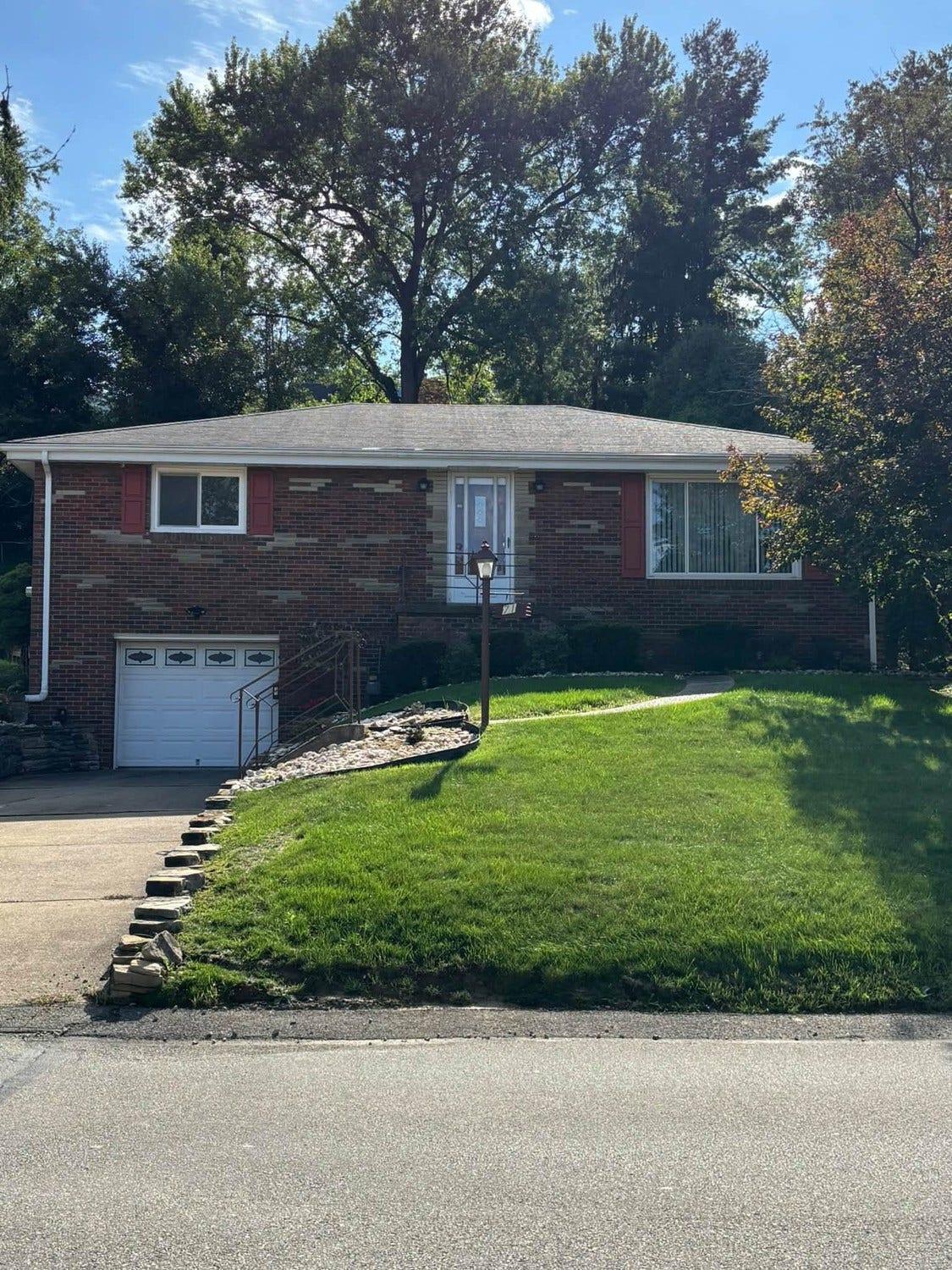 71 W Bruceton Road, Pittsburgh, PA 15236 71 W Bruceton Road, Pittsburgh, PA 15236