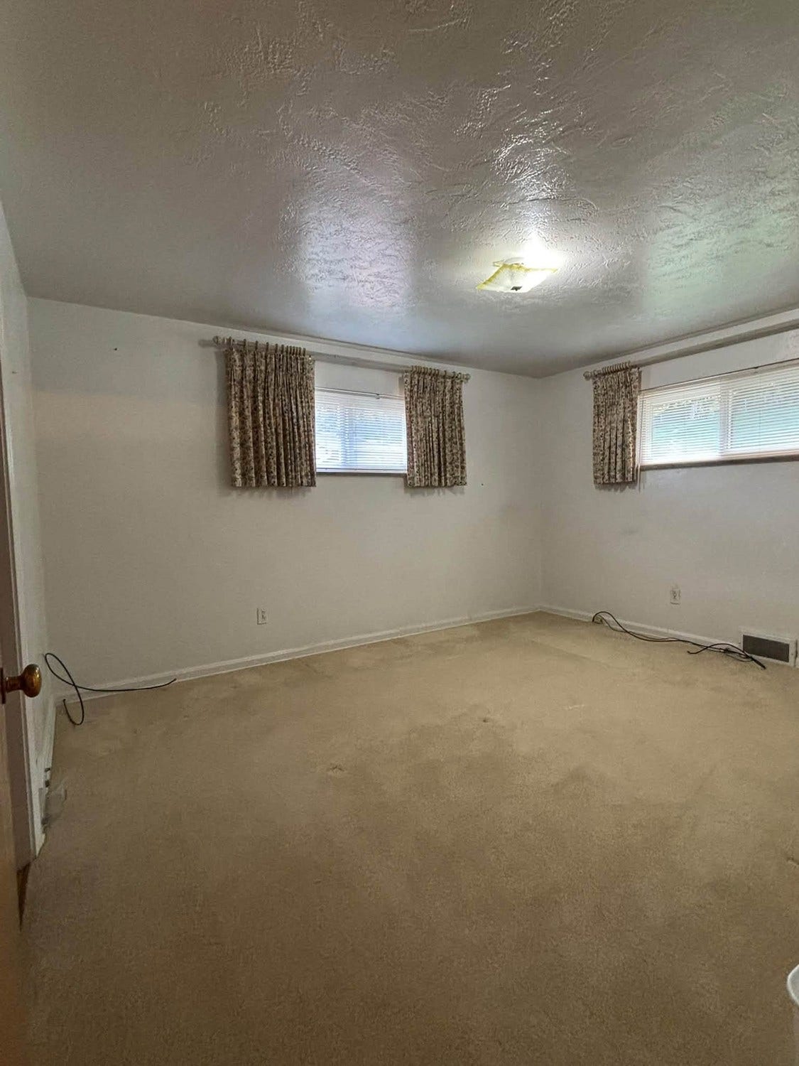 71 W Bruceton Road, Pittsburgh, PA 15236 71 W Bruceton Road, Pittsburgh, PA 15236