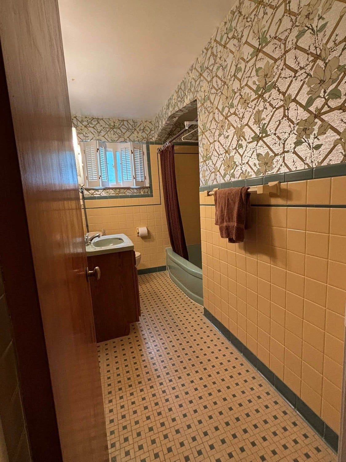 71 W Bruceton Road, Pittsburgh, PA 15236 71 W Bruceton Road, Pittsburgh, PA 15236