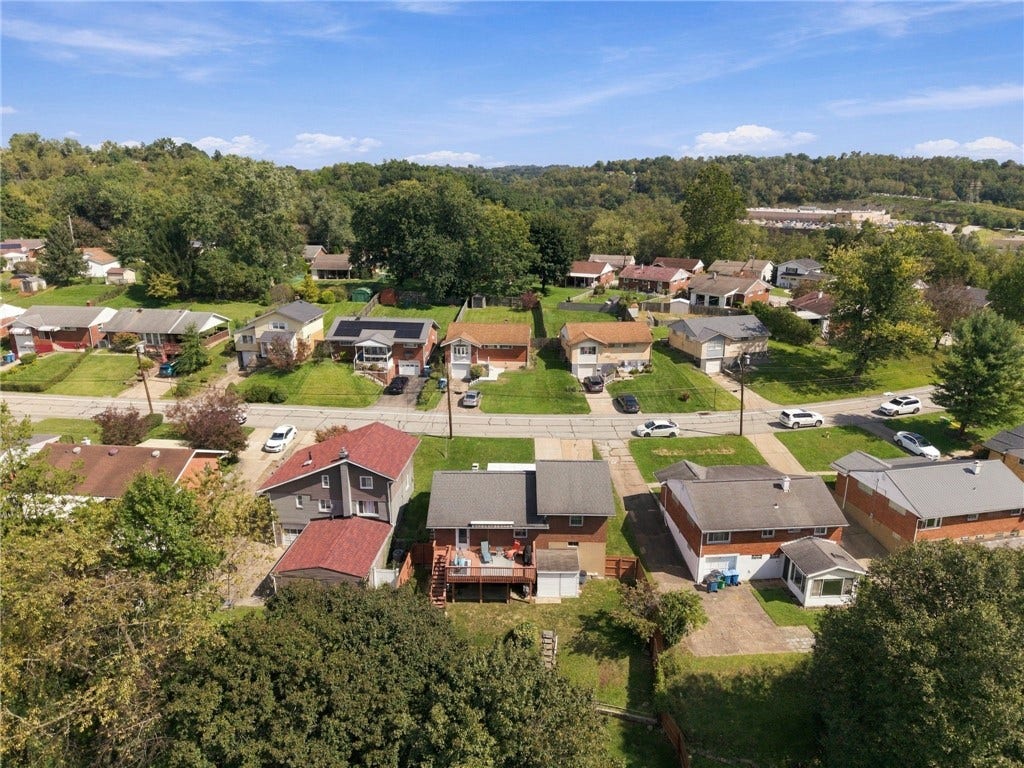 109 Dunbar Dr, Pittsburgh, PA 15235 109 Dunbar Dr, Pittsburgh, PA 15235