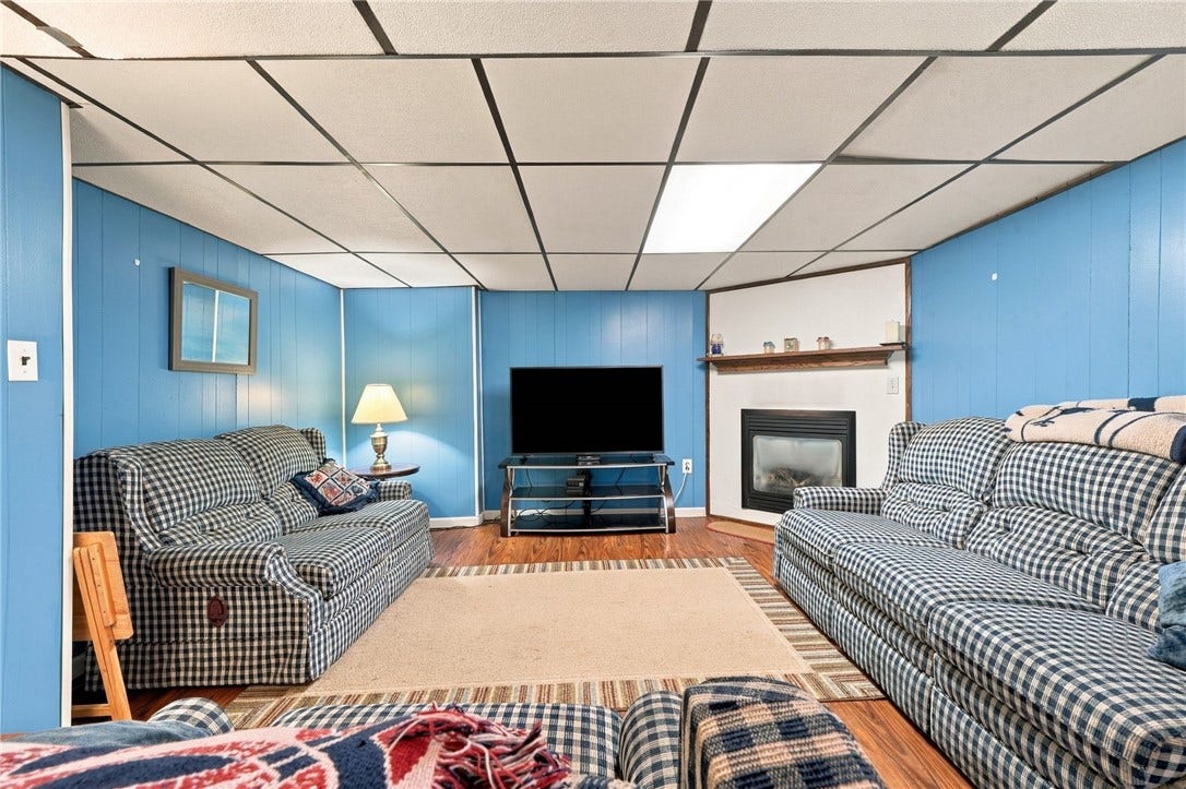 109 Dunbar Dr, Pittsburgh, PA 15235 109 Dunbar Dr, Pittsburgh, PA 15235