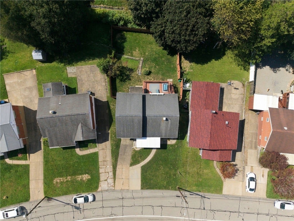 109 Dunbar Dr, Pittsburgh, PA 15235 109 Dunbar Dr, Pittsburgh, PA 15235