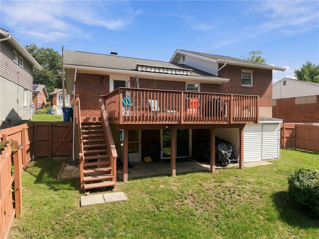 109 Dunbar Dr, Pittsburgh, PA 15235 109 Dunbar Dr, Pittsburgh, PA 15235