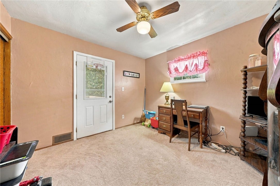 109 Dunbar Dr, Pittsburgh, PA 15235 109 Dunbar Dr, Pittsburgh, PA 15235