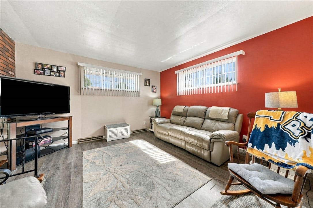 109 Dunbar Dr, Pittsburgh, PA 15235 109 Dunbar Dr, Pittsburgh, PA 15235