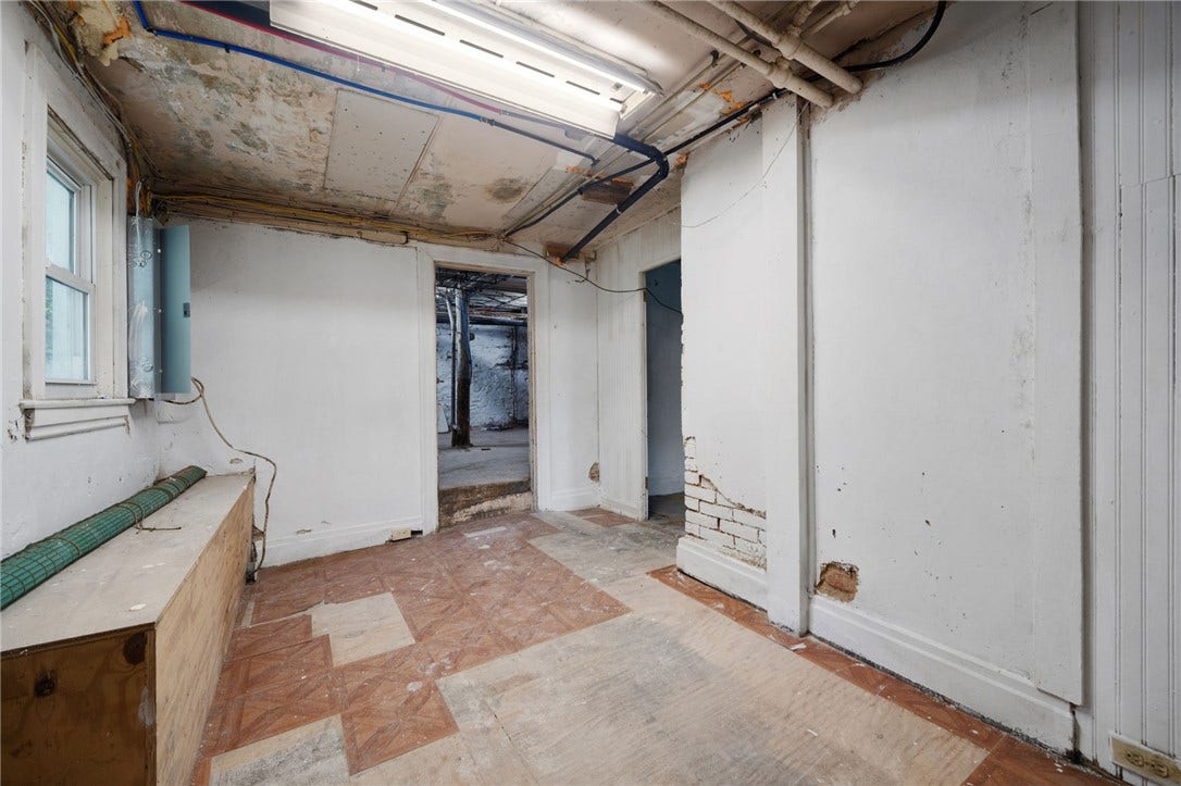 513 Marie Ave, Pittsburgh, PA 15202