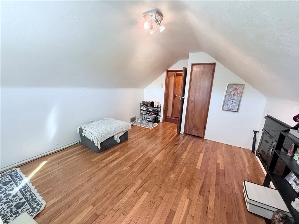 122 S Joslyn Dr, Pittsburgh, PA 15235 122 S Joslyn Dr, Pittsburgh, PA 15235
