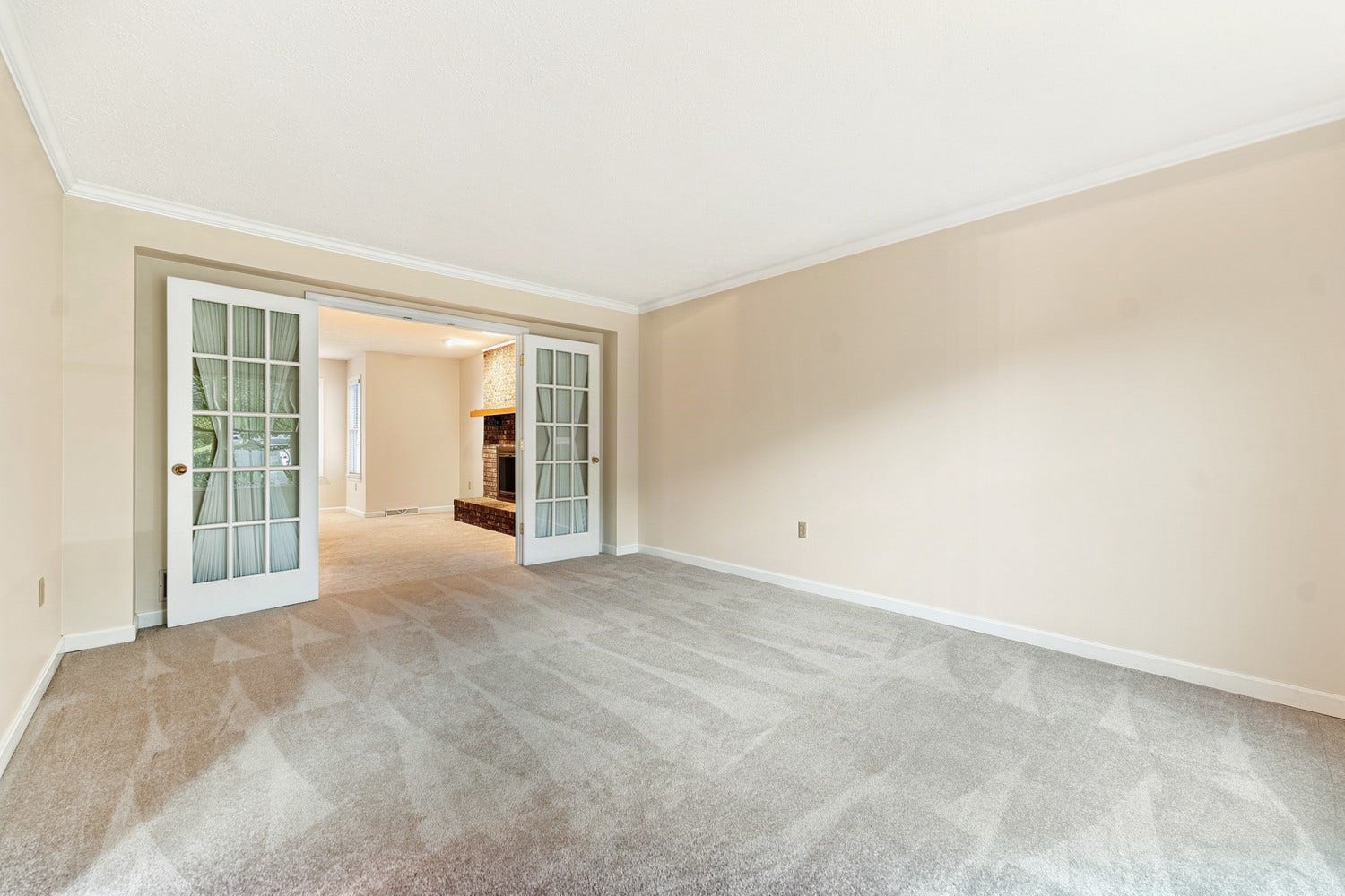 704 Red Barn Court, Pittsburgh, PA 15102