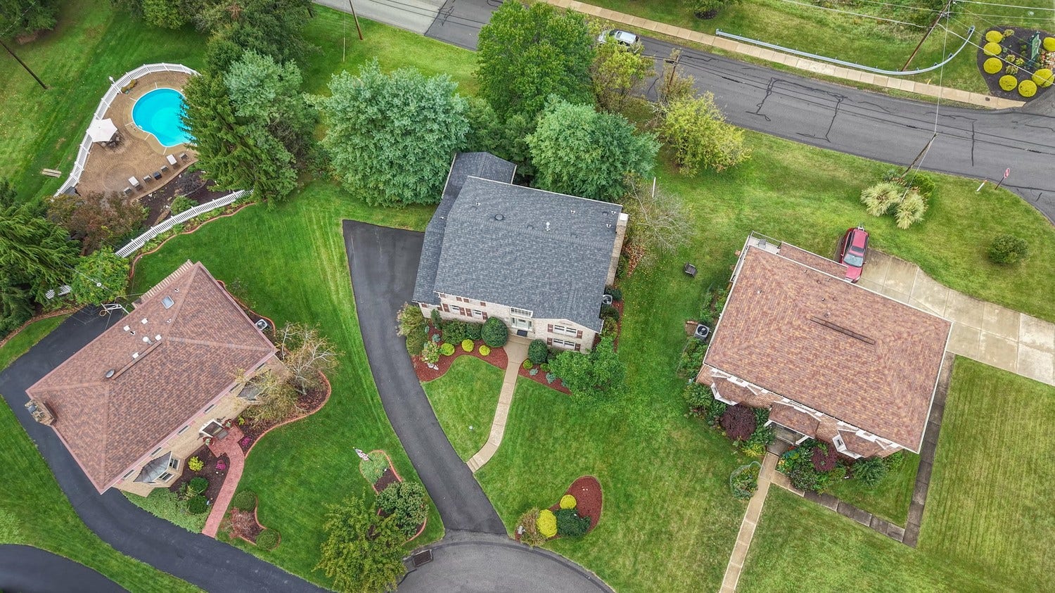 704 Red Barn Court, Pittsburgh, PA 15102