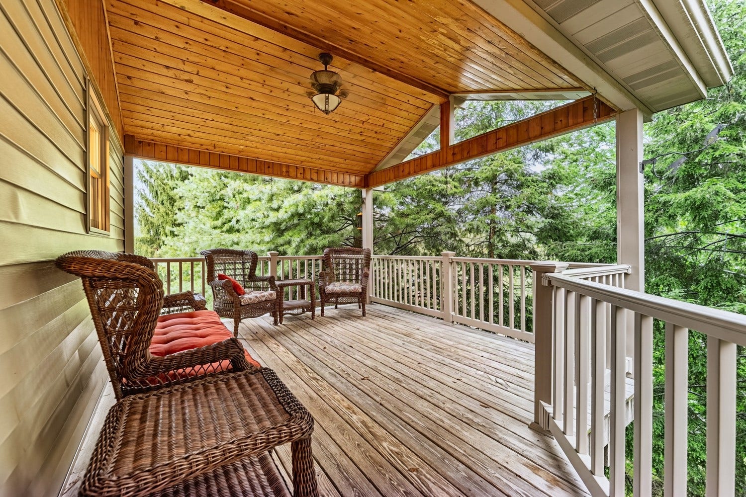 704 Red Barn Court, Pittsburgh, PA 15102