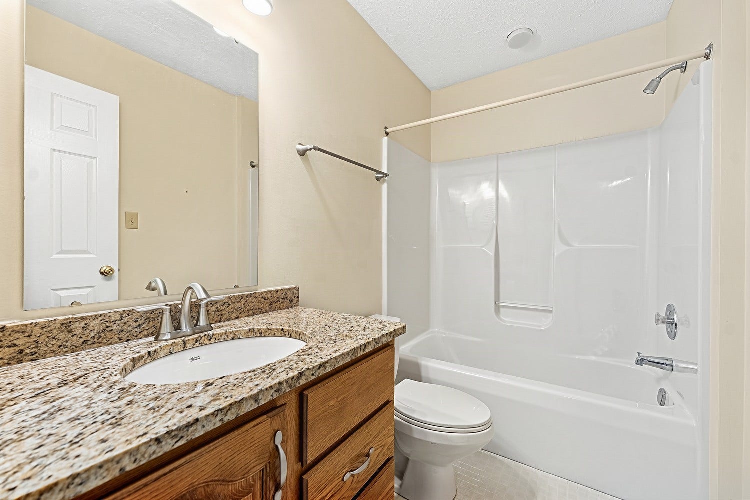 704 Red Barn Court, Pittsburgh, PA 15102