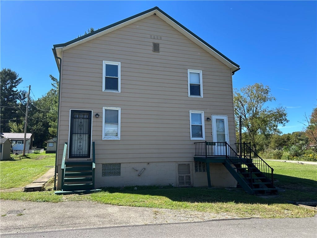 130 PATTON ST, Connellsville, PA 15425