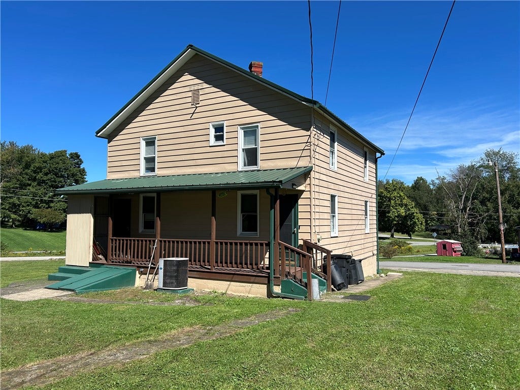 130 PATTON ST, Connellsville, PA 15425