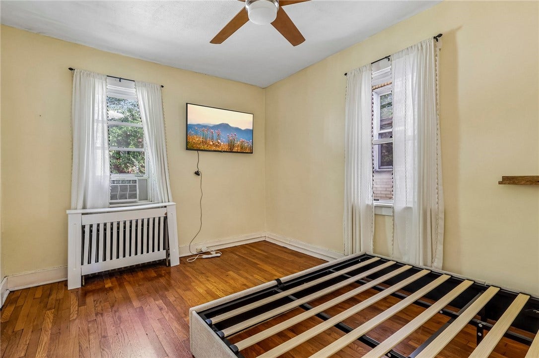 413 Lenox Ave, Pittsburgh, PA 15221 Bedroom 1