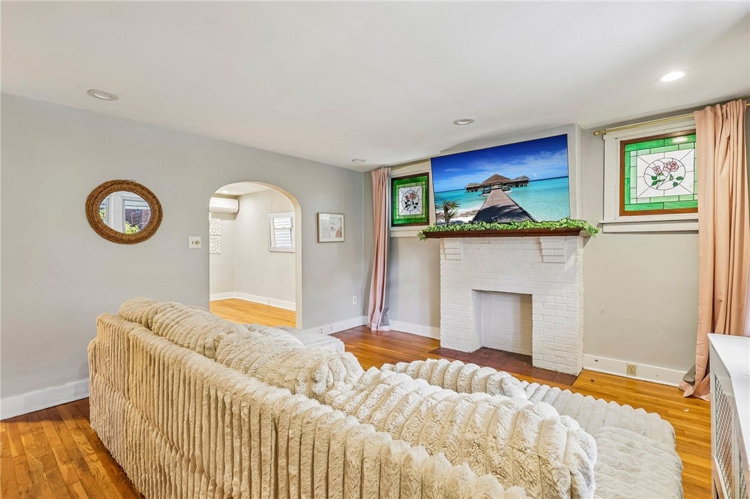 413 Lenox Ave, Pittsburgh, PA 15221 413 Lenox Ave, Pittsburgh, PA 15221