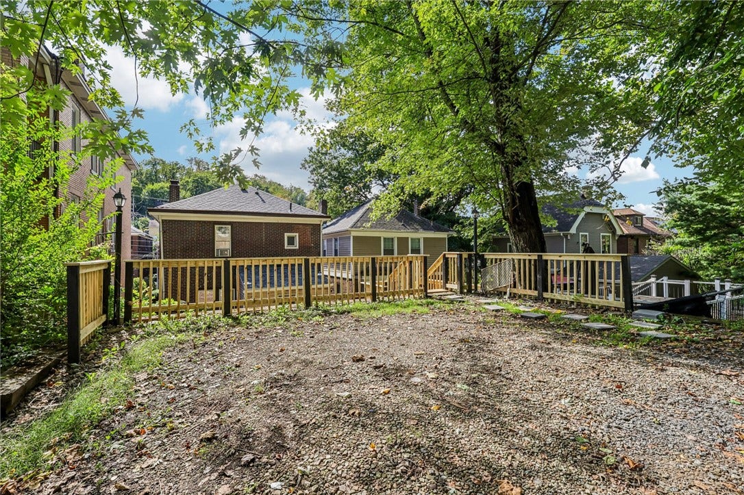 413 Lenox Ave, Pittsburgh, PA 15221 Parking area