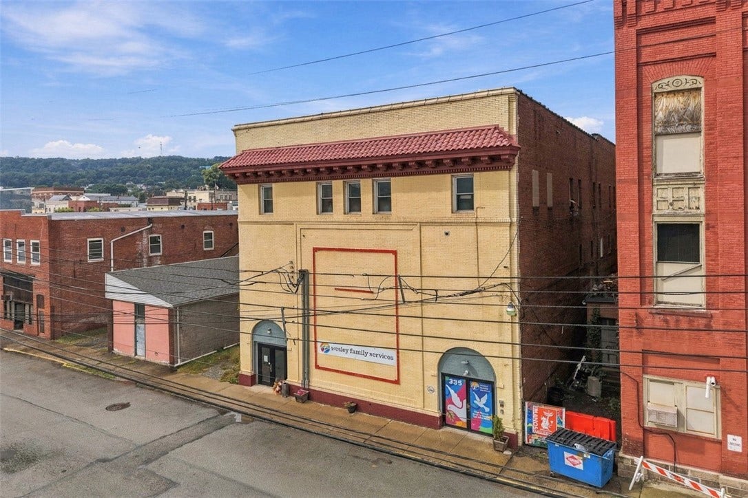 320 5th Ave, Tarentum, PA 15084