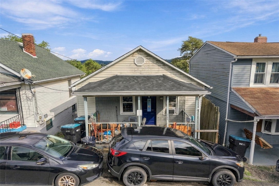 320 5th Ave, Tarentum, PA 15084