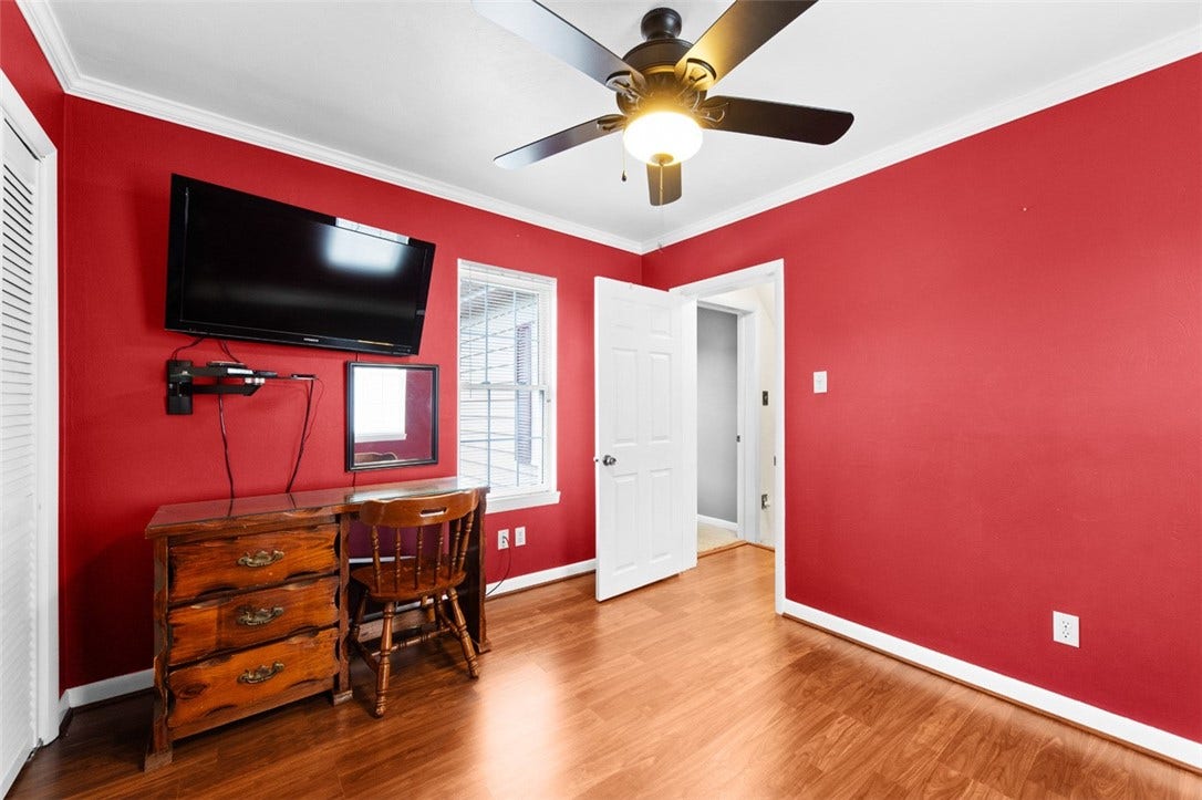 614 E Gibson Ave, Connellsville, PA 15425