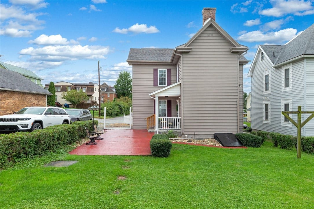 614 E Gibson Ave, Connellsville, PA 15425
