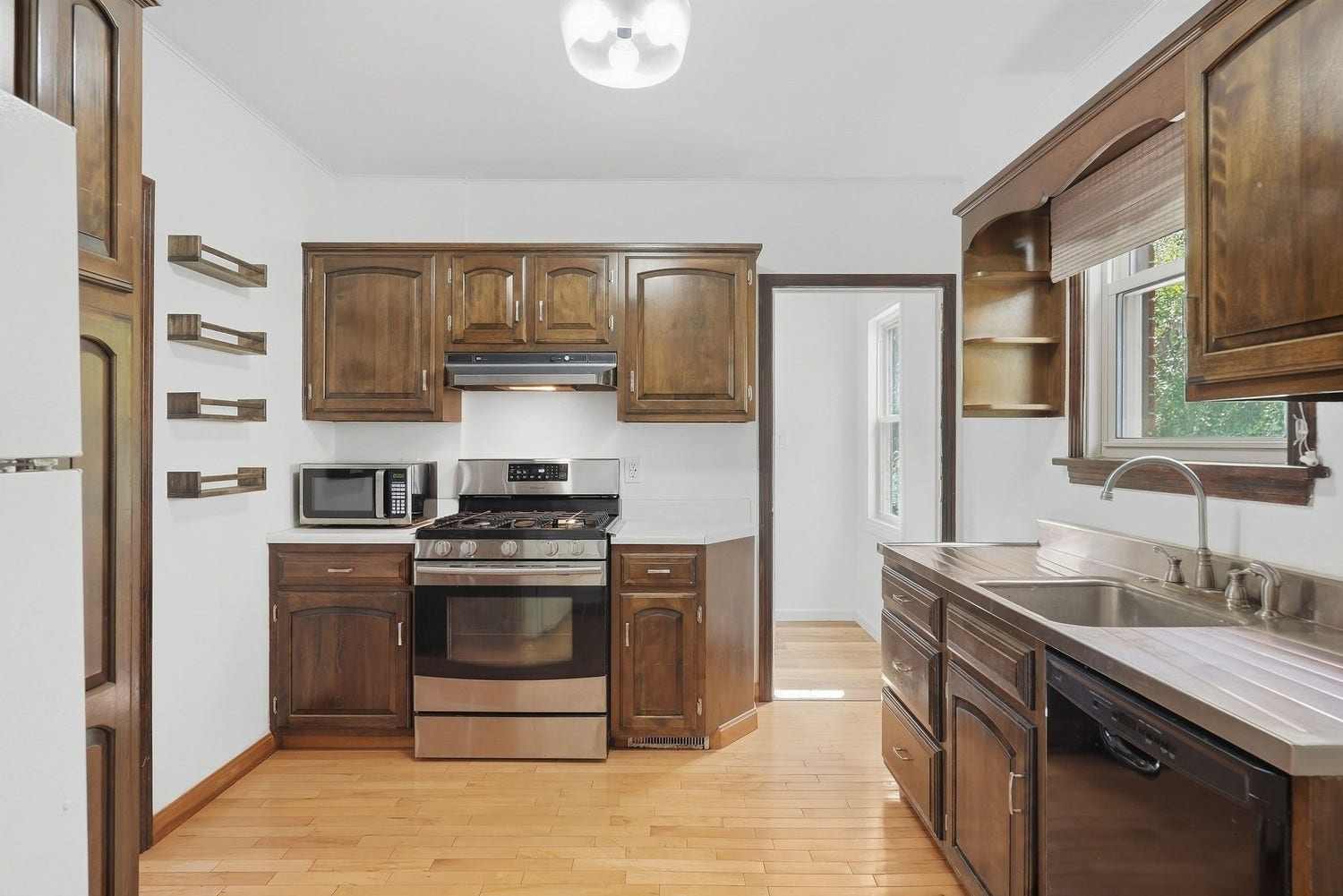 10 Broadmoor Avenue, Pittsburgh, PA 15228