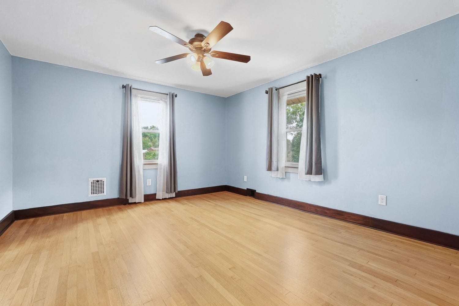 10 Broadmoor Avenue, Pittsburgh, PA 15228