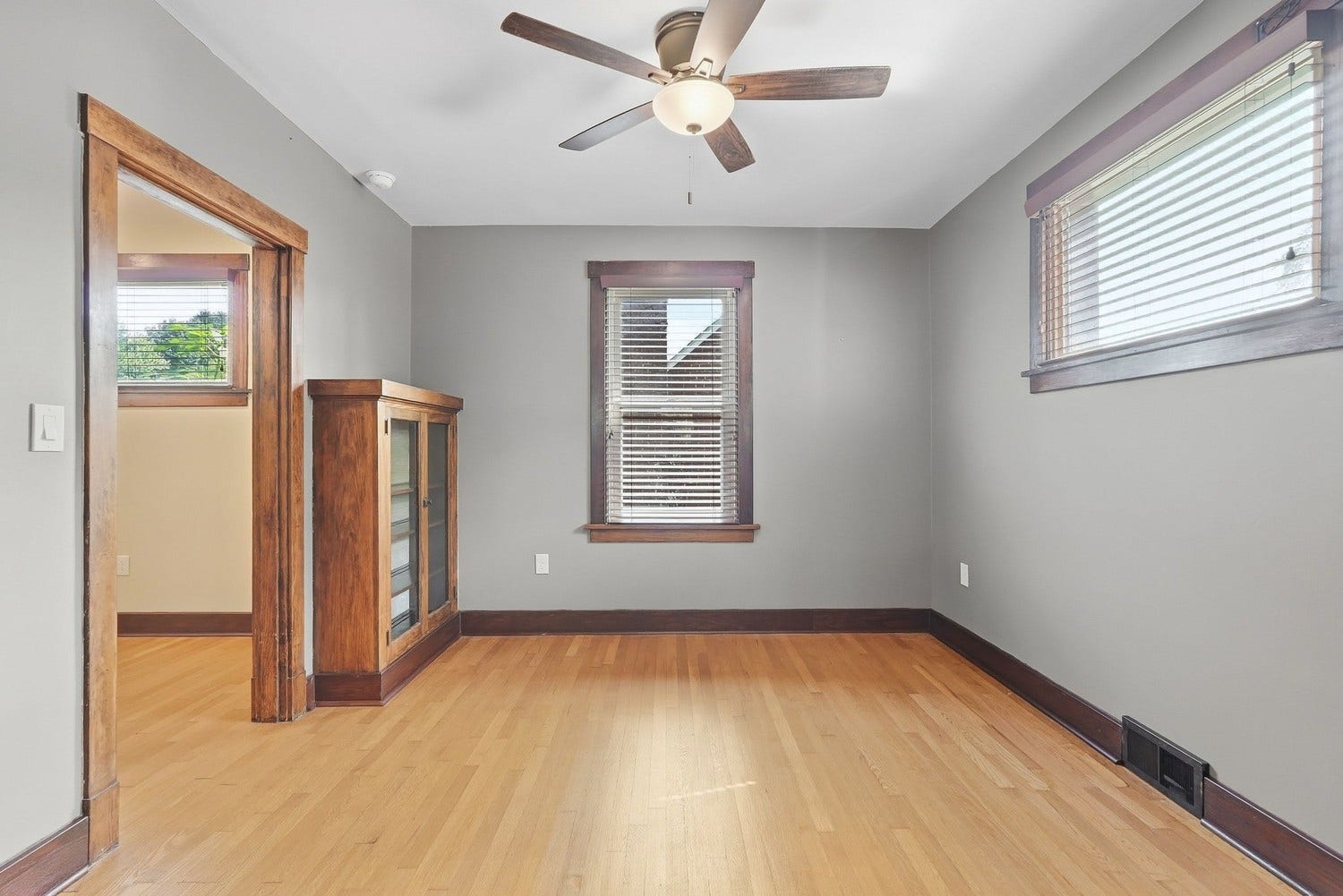 10 Broadmoor Avenue, Pittsburgh, PA 15228