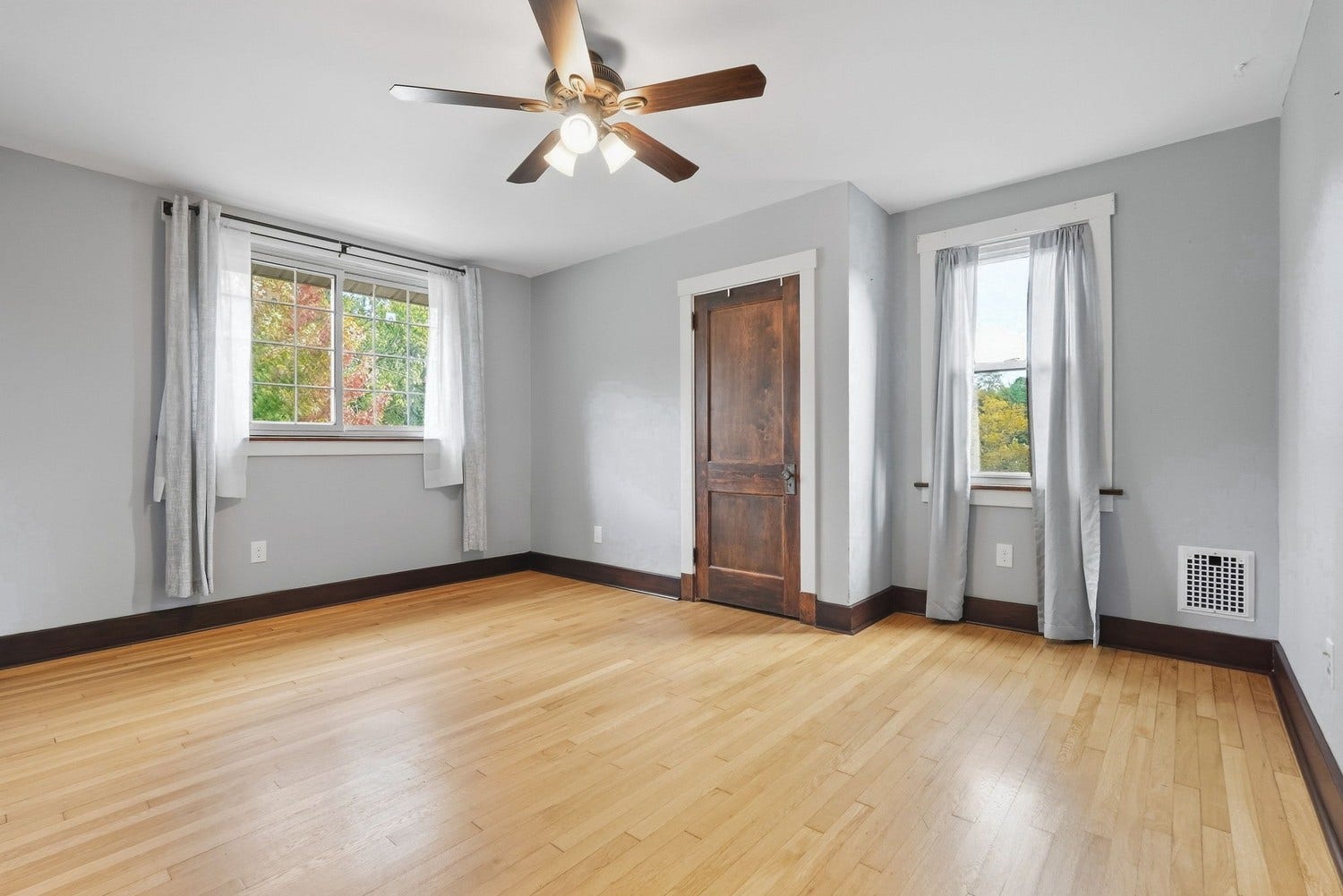 10 Broadmoor Avenue, Pittsburgh, PA 15228